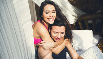 16 Non-Sexual Touches to Feel Connected and Loved - panties.com
