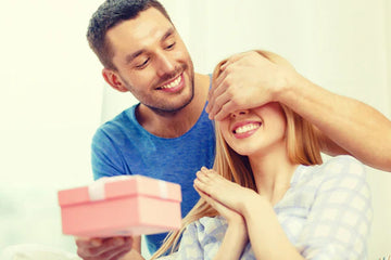 Should You Give Lingerie To Your New Girlfriend?