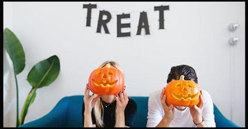 5 Halloween Date Ideas For Couples Who Want To Get Spooky - panties.com