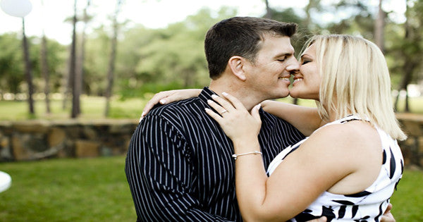 15 Romantic Anniversary Ideas to Leave Your Love Speechless - panties.com
